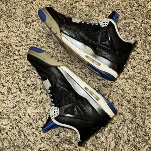Size 10.5- Jordan 4 Retro Motorsports Alternate 2017 - Picture 3 of 15